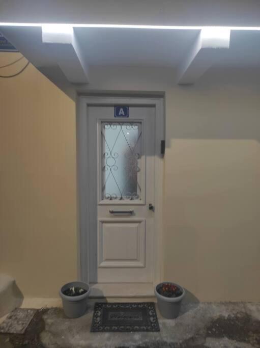 Garitsa Apartments Corfu  Екстер'єр фото