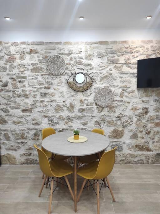 Garitsa Apartments Corfu  Екстер'єр фото